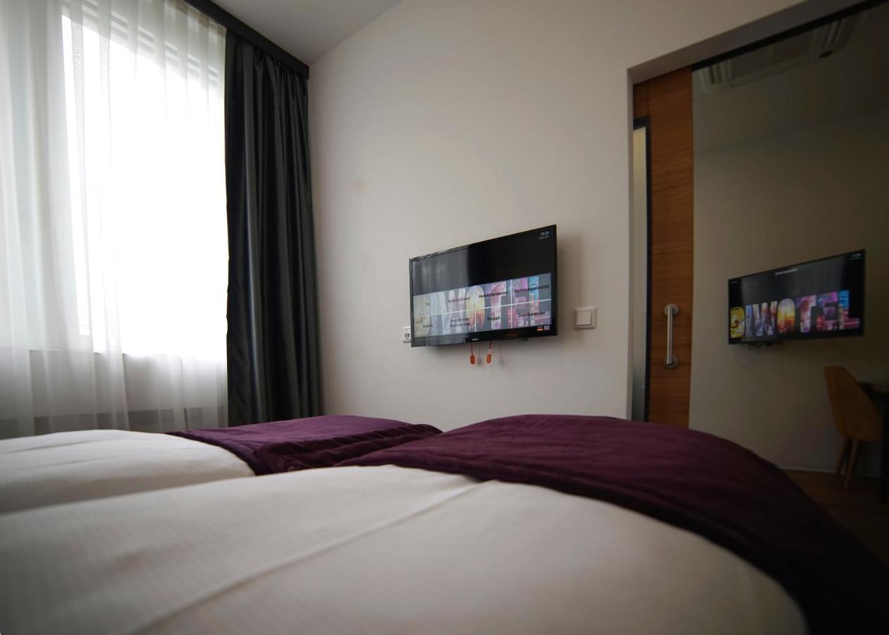 Diwotel By Trip Inn Frankfurt Airport Драйайх Екстериор снимка